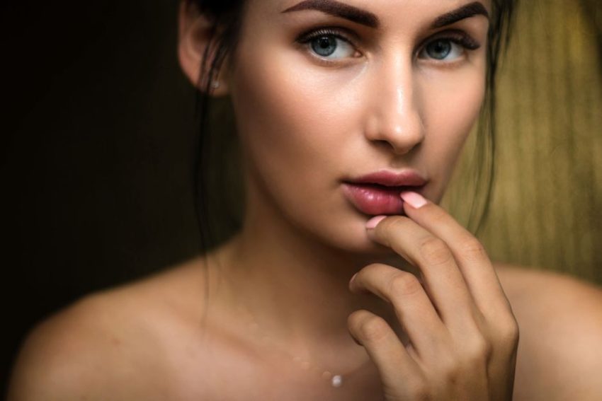 Caring for Chapped Lips and Dry Hands in Winter Caring for Chapped Lips and Dry Hands in Winter