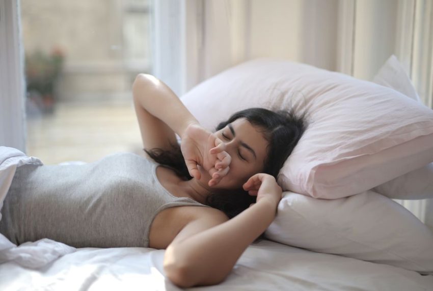 How to Adjust Your Sleep When the Clocks Change in Spring